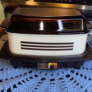 Vintage West Bend Slo Cooker Cat 84114 5 Heat Settings Brown Stripe Retro EC